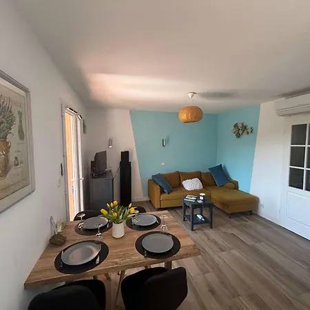 Is110-701 Les Issambres Appt T2 Couchages Avec Piscine Et Parking * Les Issambres