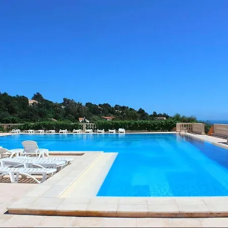 Is110-701 Les Issambres Appt T2 Couchages Avec Piscine Et Parking Διαμέρισμα *